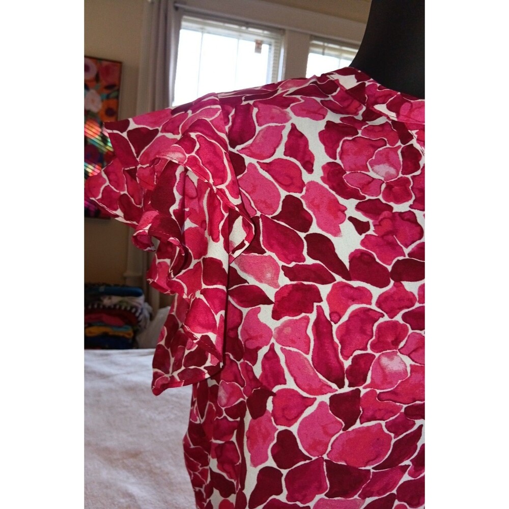 Zac & Rachel Medium Pink Floral Ruffle Short Sleeve V Neck Cottage core Top Blou - Picture 3 of 7